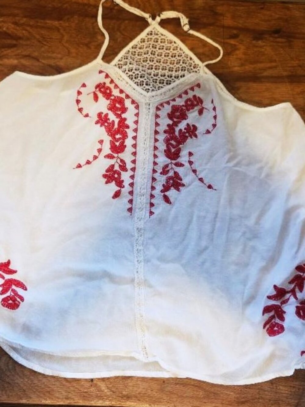 Xhilaration embroidered tank XXL